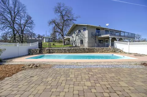 10746 Old Oregon Trl, Redding, CA 96003 photo 42
