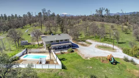 10746 Old Oregon Trl, Redding, CA 96003 photo 54