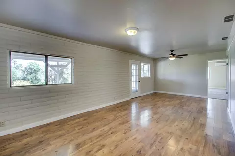 10746 Old Oregon Trl, Redding, CA 96003 photo 27
