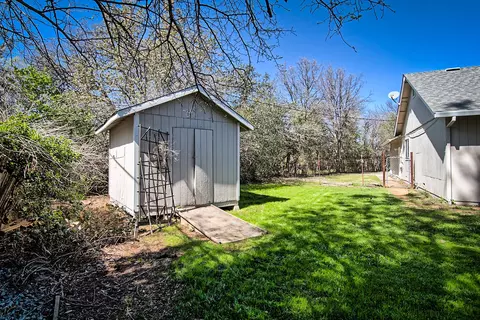 1267 Dusty Ln, Redding, CA 96002 photo 32