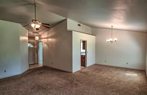 1267 Dusty Ln, Redding, CA 96002 photo 7