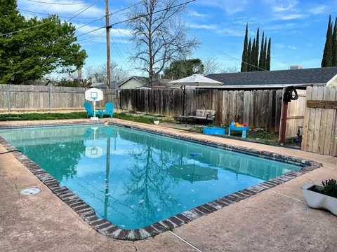 2460 Nebula St, Redding, CA 96002 photo 2