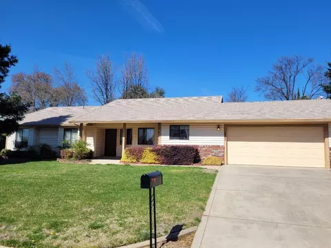 1972 Buttercup Ln, Redding, CA 96002 photo 2