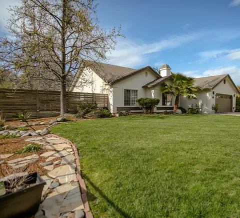 3654 Eagle Pkwy, Redding, CA 96001 photo 1