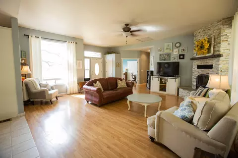 13447 Old Oregon Trl, Redding, CA 96003 photo 9