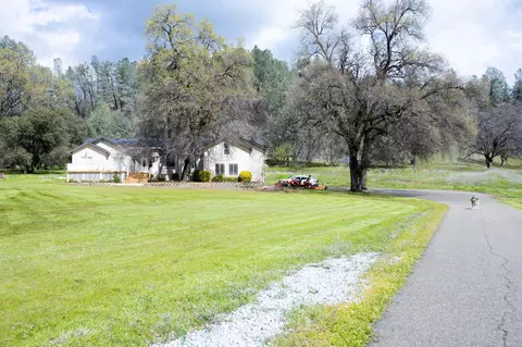 13447 Old Oregon Trl, Redding, CA 96003 photo 45