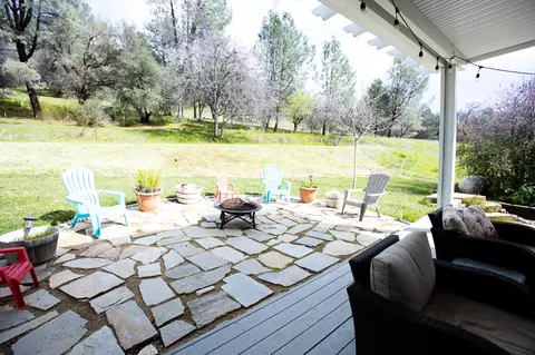 13447 Old Oregon Trl, Redding, CA 96003 photo 42