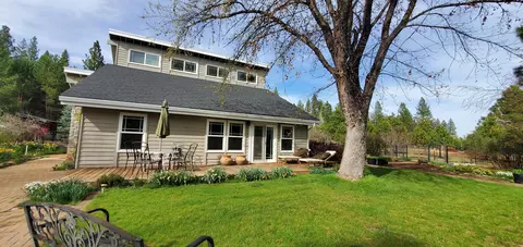 39544 Mcarthur Rd, Fall River Mills, CA 96028 photo 5