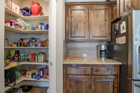 3233 Lemurian Rd, Redding, CA 96002 photo 12
