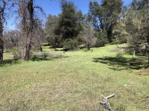 12840 Old Oregon Trl, Redding, CA 96003 photo 8