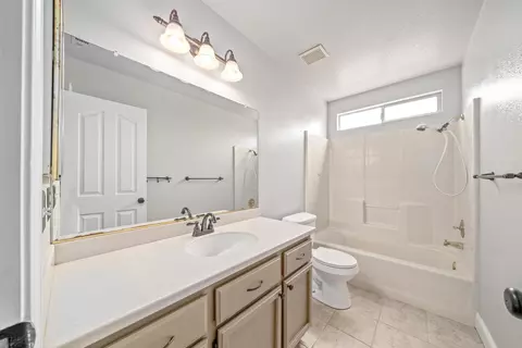 1469 Fayette Ln, Redding, CA 96003 photo 12