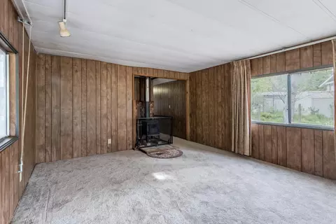 19960 Sunnyview Dr, Redding, CA 96003 photo 3