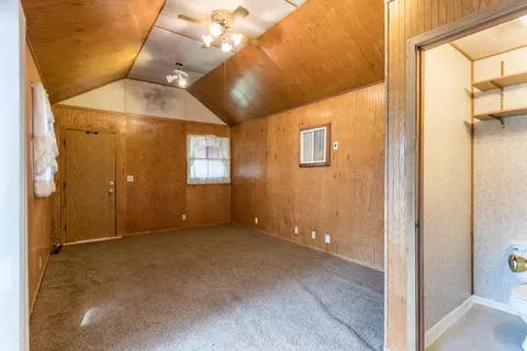 19960 Sunnyview Dr, Redding, CA 96003 photo 12