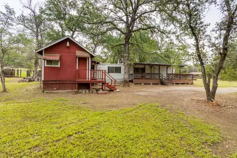 19960 Sunnyview Dr, Redding, CA 96003 photo 1
