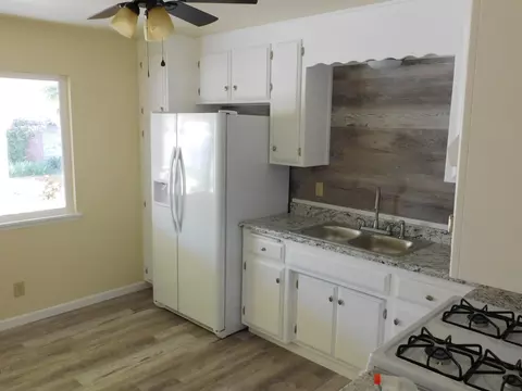 3959 Meteor St, Redding, CA 96002 photo 15