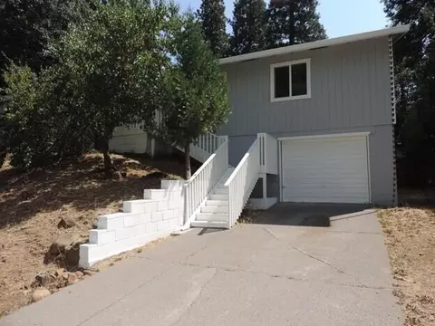 37413 Oak View St, Burney, CA 96013 photo 1