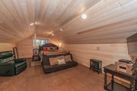 121 N Lakeview Dr, Trinity Center, CA 96091 photo 34