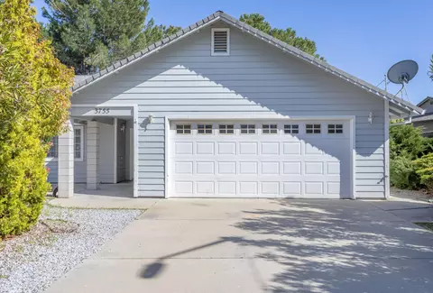 3755 Mchale St, Redding, CA 96001 photo 3