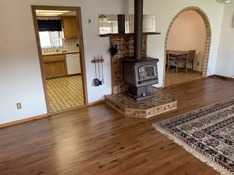 1665 Kildare Dr, Redding, CA 96001 photo 2
