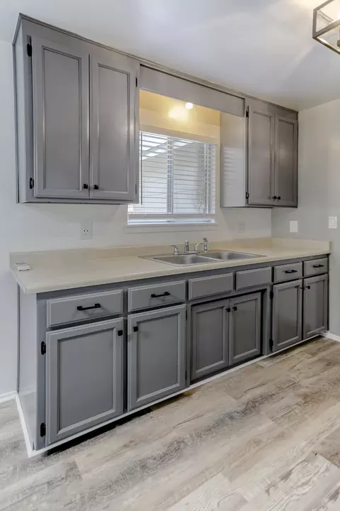 2055 Martian Way, Redding, CA 96002 photo 35