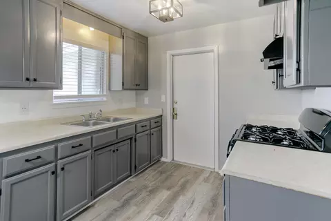 2055 Martian Way, Redding, CA 96002 photo 36