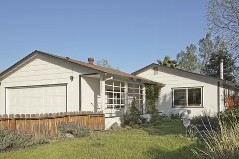 4073 Ormsby Way, Redding, CA 96003 photo 1