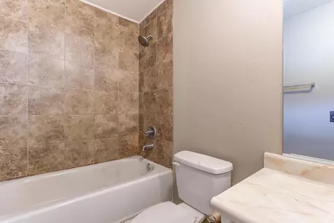 1714 Lazelle Ct, Redding, CA 96002 photo 5