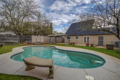 1714 Lazelle Ct, Redding, CA 96002 photo 25