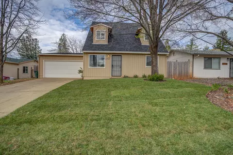 1714 Lazelle Ct, Redding, CA 96002 photo 1