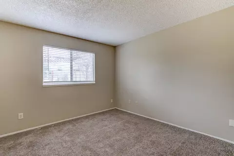 1714 Lazelle Ct, Redding, CA 96002 photo 12