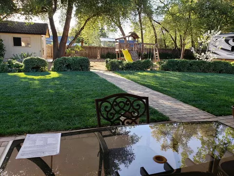 4372 Alta Campo Dr, Redding, CA 96002 photo 20