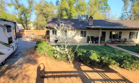 4372 Alta Campo Dr, Redding, CA 96002 photo 27