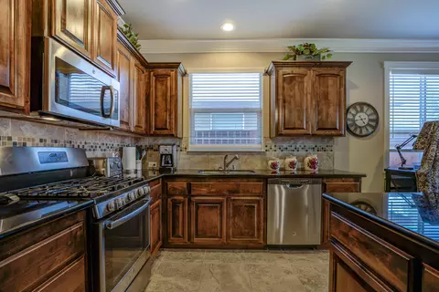 3470 Lemurian Rd, Redding, CA 96002 photo 9