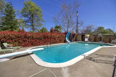 2844 Wilson Ave, Redding, CA 96002 photo 2