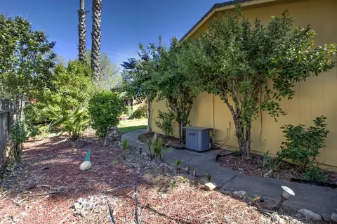 2844 Wilson Ave, Redding, CA 96002 photo 32