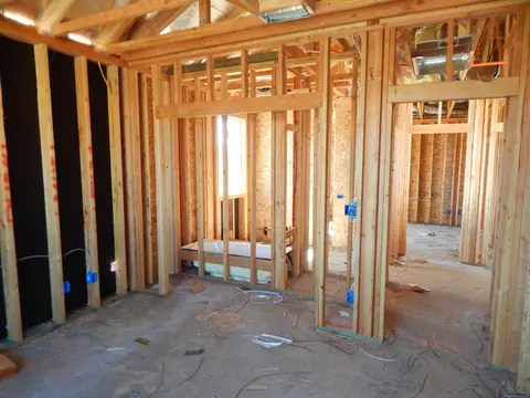 1208 Coggins St, Redding, CA 96003 photo 3
