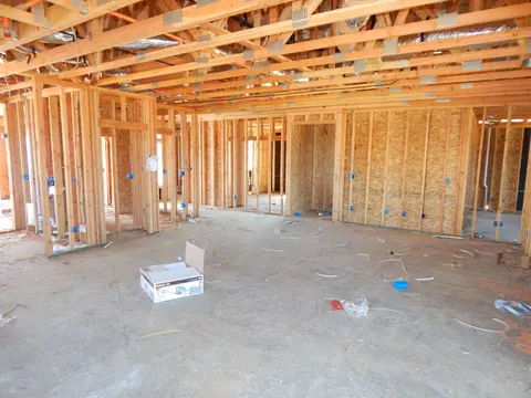 1208 Coggins St, Redding, CA 96003 photo 9