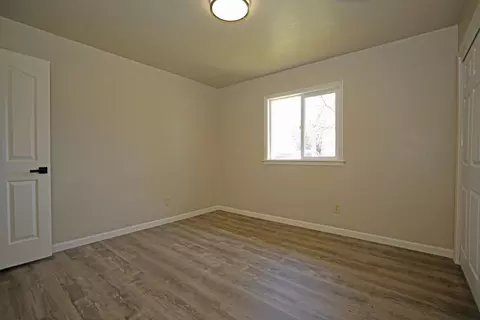 5857 Sierra Dr, Redding, CA 96003 photo 7