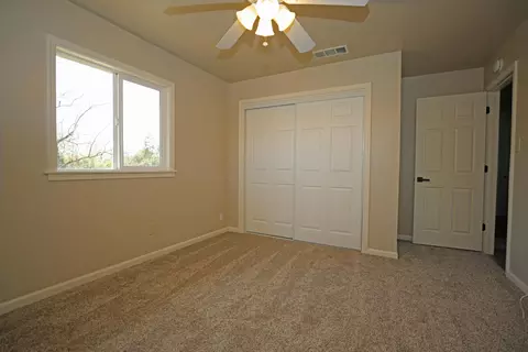 5857 Sierra Dr, Redding, CA 96003 photo 6