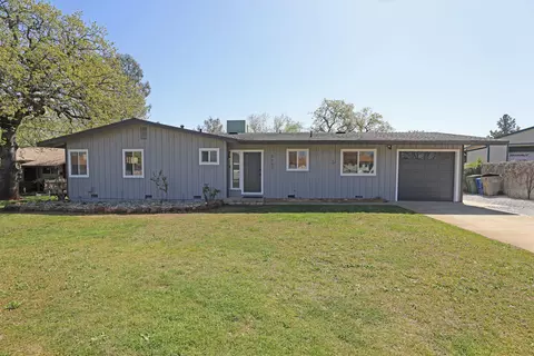 5857 Sierra Dr, Redding, CA 96003 photo 1
