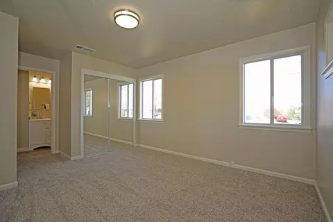 5857 Sierra Dr, Redding, CA 96003 photo 9