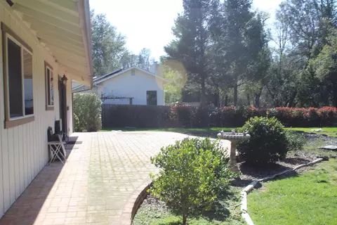 1381 Edgewood Dr, Redding, CA 96003 photo 73
