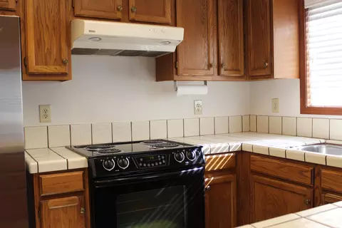1381 Edgewood Dr, Redding, CA 96003 photo 7