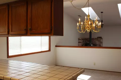 1381 Edgewood Dr, Redding, CA 96003 photo 11