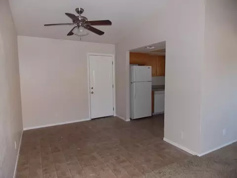 1252 Cedarwood Ct, Redding, CA 96002 photo 2