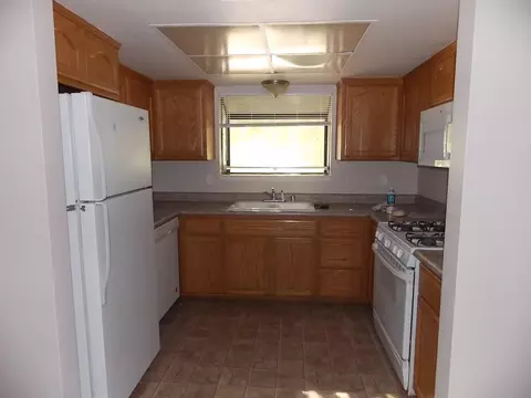 1252 Cedarwood Ct, Redding, CA 96002 photo 3