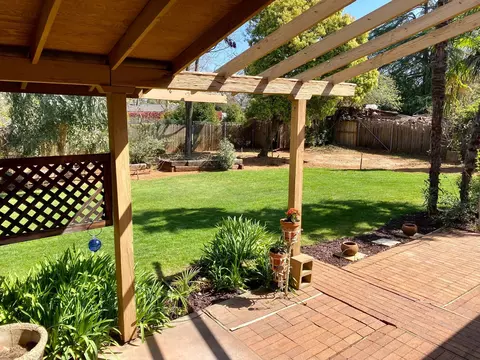 2111 El Verano St, Redding, CA 96002 photo 12