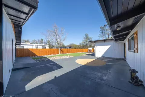 11483 Easy St, Redding, CA 96003 photo 31