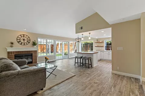 9203 Solana Dr, Gilroy, CA 95020 photo 4