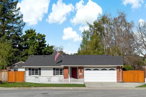 9203 Solana Dr, Gilroy, CA 95020 photo 1
